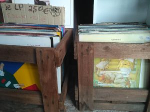 Vinyl LPs bei Best Music Schallplattenladen Twistetal ab 2€
